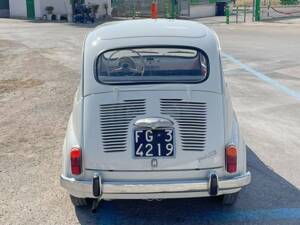 Image 5/6 de FIAT 600 D (1963)