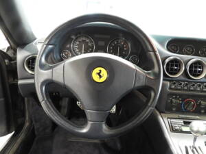 Image 6/15 of Ferrari 550 Maranello (1998)