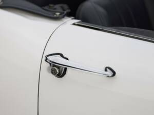 Image 37/50 of Alfa Romeo 2600 Spider (1964)
