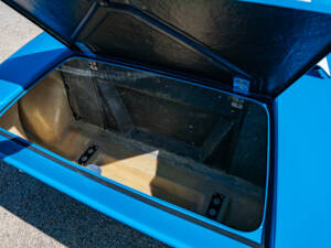 Image 42/46 of Lancia Stratos HF Stradale (1975)