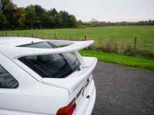 Image 38/41 de Ford Escort RS Cosworth (1992)