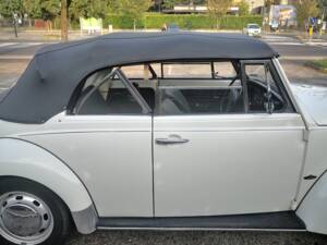 Bild 110/160 von Volkswagen Käfer 1300 (1971)