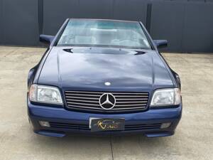 Image 12/43 of Mercedes-Benz SL 320 (1994)