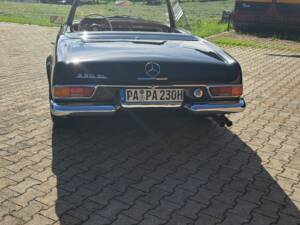 Image 3/9 of Mercedes-Benz 230 SL (1964)