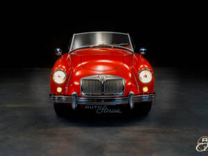 Image 8/24 de MG MGA 1500 (1957)