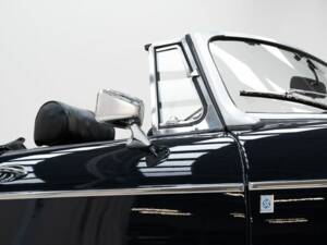 Bild 13/15 von MG MGB (1972)