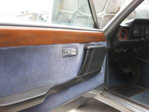 Image 8/18 of FIAT 130 Coupé (1971)