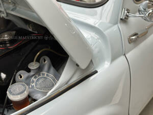 Image 17/102 of FIAT 500 D (1963)