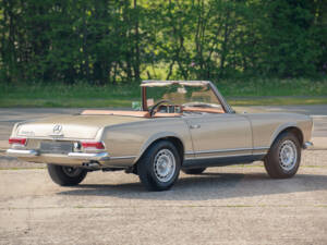 Image 11/36 of Mercedes-Benz 250 SL (1967)