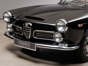 Bild 19/36 von Alfa Romeo 2600 Spider (1963)