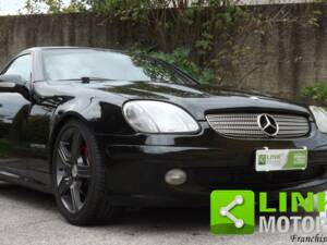 Image 5/10 de Mercedes-Benz SLK 200 Kompressor (2000)