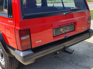 Immagine 11/42 di Jeep Cherokee 2.8L V6 (1985)