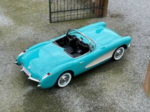 Image 19/71 of Chevrolet Corvette (1956)