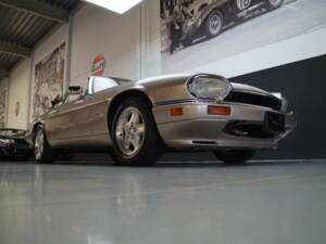 Image 17/50 of Jaguar XJS 4.0 (1995)