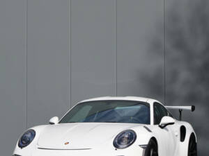 Image 34/82 de Porsche 911 GT3 RS (2015)