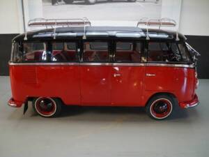 Image 32/50 of Volkswagen T1 Brasil &quot;Samba&quot; (1975)