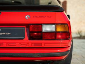 Image 12/50 of Porsche 924 (1983)