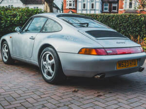 Image 4/50 of Porsche 911 Carrera (1994)