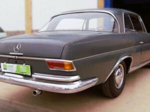 Image 4/8 of Mercedes-Benz 220 SE b (1962)