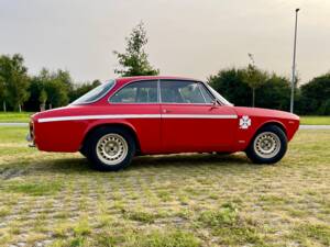 Afbeelding 36/51 van Alfa Romeo Giulia GTA 1300 Junior (1968)