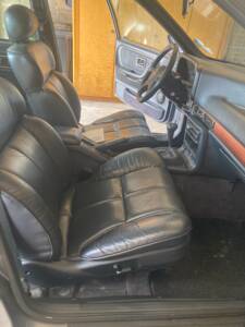 Bild 22/27 von Ford Scorpio 3.0 (1991)