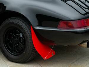 Image 35/50 of Porsche 911 Carrera 3.2 (1986)