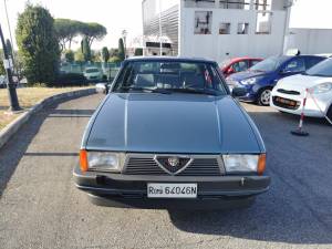 Bild 37/45 von Alfa Romeo 75 1.8 (1987)