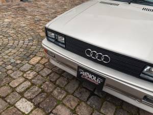 Afbeelding 16/17 van Audi quattro (1983)