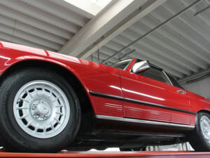 Image 8/50 de Mercedes-Benz 280 SL (1982)