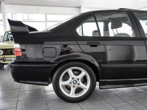 Immagine 21/36 di BMW 318is &quot;Class II&quot; (1994)