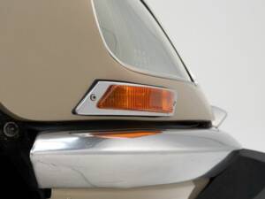 Image 13/15 of Citroën DS 21 (1970)