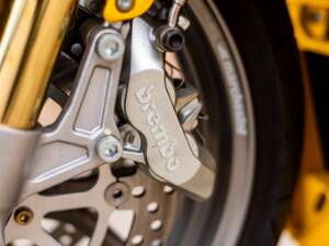 Immagine 23/30 di Ducati DUMMY (2004)