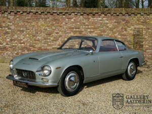 Bild 36/50 von Lancia Flaminia GT 2.8 3C Touring (1968)