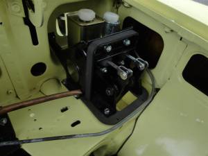 Image 15/22 of MG MGB GT (1967)