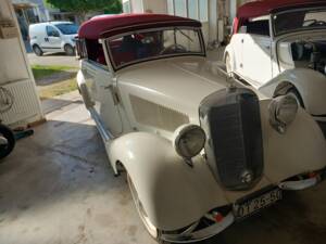 Image 2/9 of Mercedes-Benz 170 V Cabriolet B (1939)