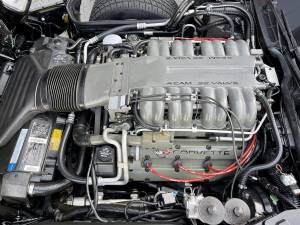 Bild 36/41 von Chevrolet Corvette ZR1 (1990)