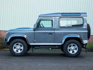 Bild 22/50 von Land Rover Defender 90 (2013)