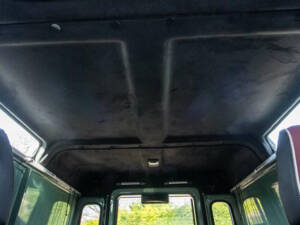 Image 14/20 of Land Rover 90 (1989)