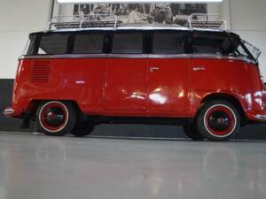 Image 31/50 of Volkswagen T1 Brasil &quot;Samba&quot; (1975)