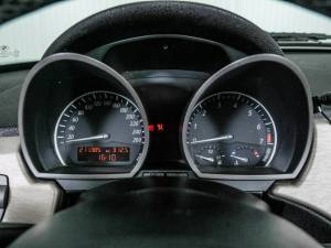 Bild 17/50 von BMW Z4 2.5i (2003)