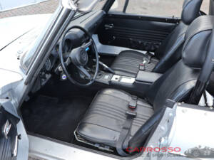 Image 4/42 of Datsun Fairlady 2000 (1969)