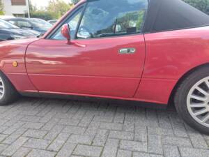 Image 11/15 of Mazda MX-5 1.6 (1991)