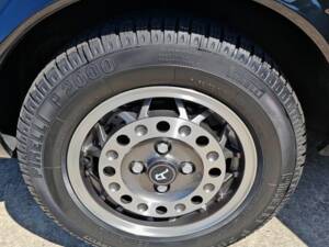 Image 33/44 of FIAT X 1&#x2F;9 (1981)