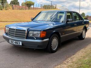 Imagen 7/30 de Mercedes-Benz 500 SE (1988)