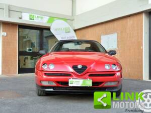 Bild 9/10 von Alfa Romeo Spider 2.0 Twin Spark 16V (1995)