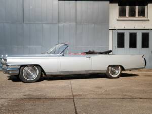Imagen 3/44 de Cadillac Eldorado Convertible (1964)