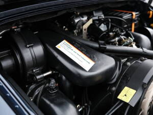 Image 65/97 of Porsche 911 Carrera 4 (1991)