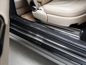Image 8/36 of Rolls-Royce Phantom DHC (2008)