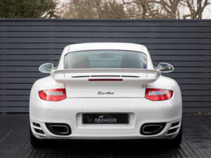 Image 4/27 of Porsche 911 Turbo (2010)