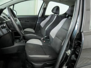 Imagen 36/49 de Peugeot 207 CC 1.6 VTi (2008)